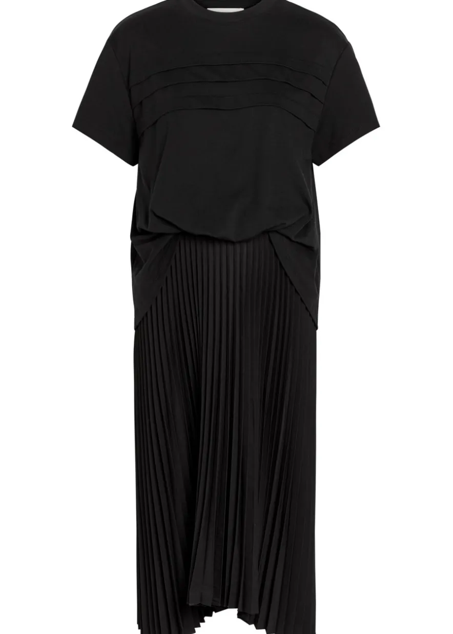 Tucked plissé cotton T-shirt dress