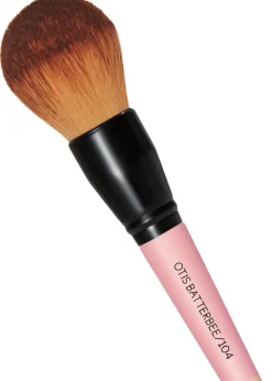 Ultimate Face Brush 104