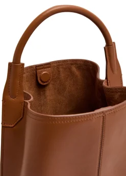 Victoria leather bucket bag