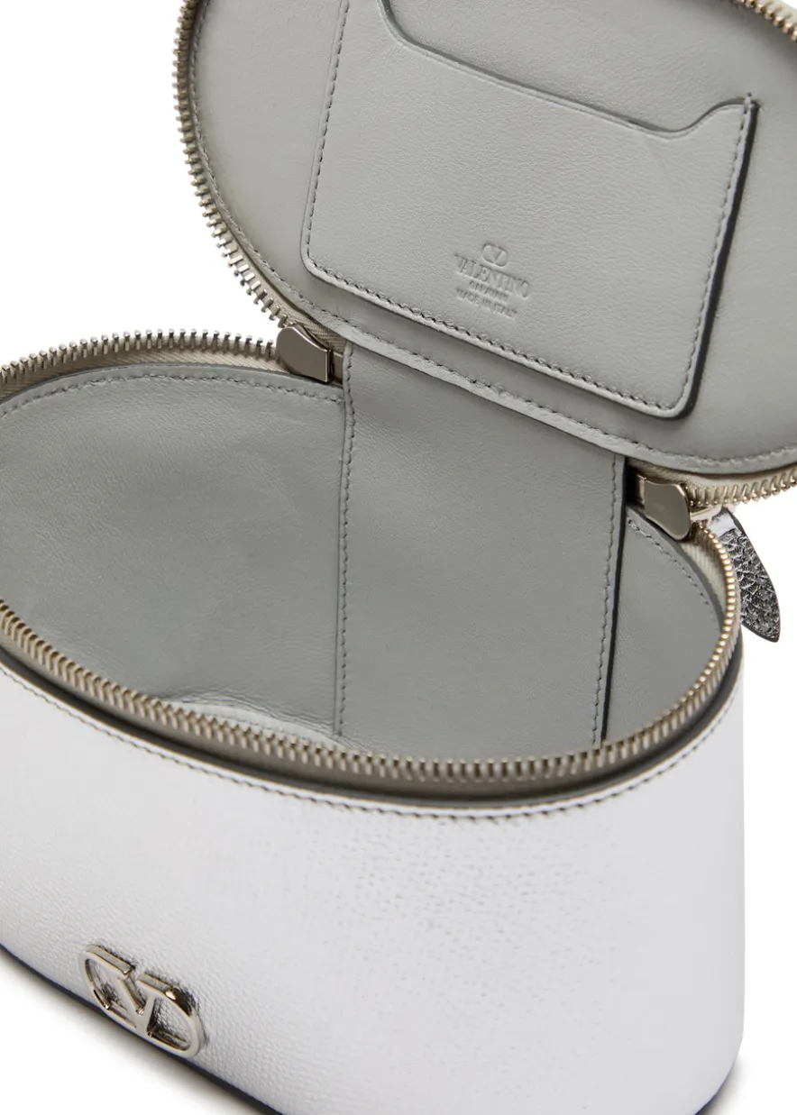 VLogo metallic grained leather vanity case bag