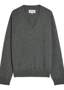 V-neck wool jumper