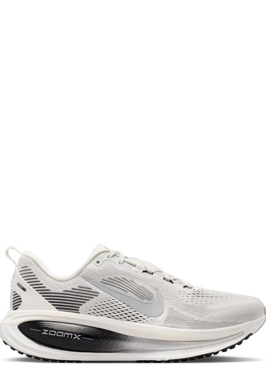 Vomero 18 sneakers