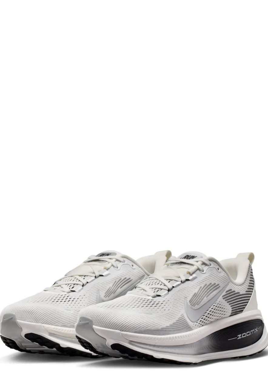 Vomero 18 sneakers