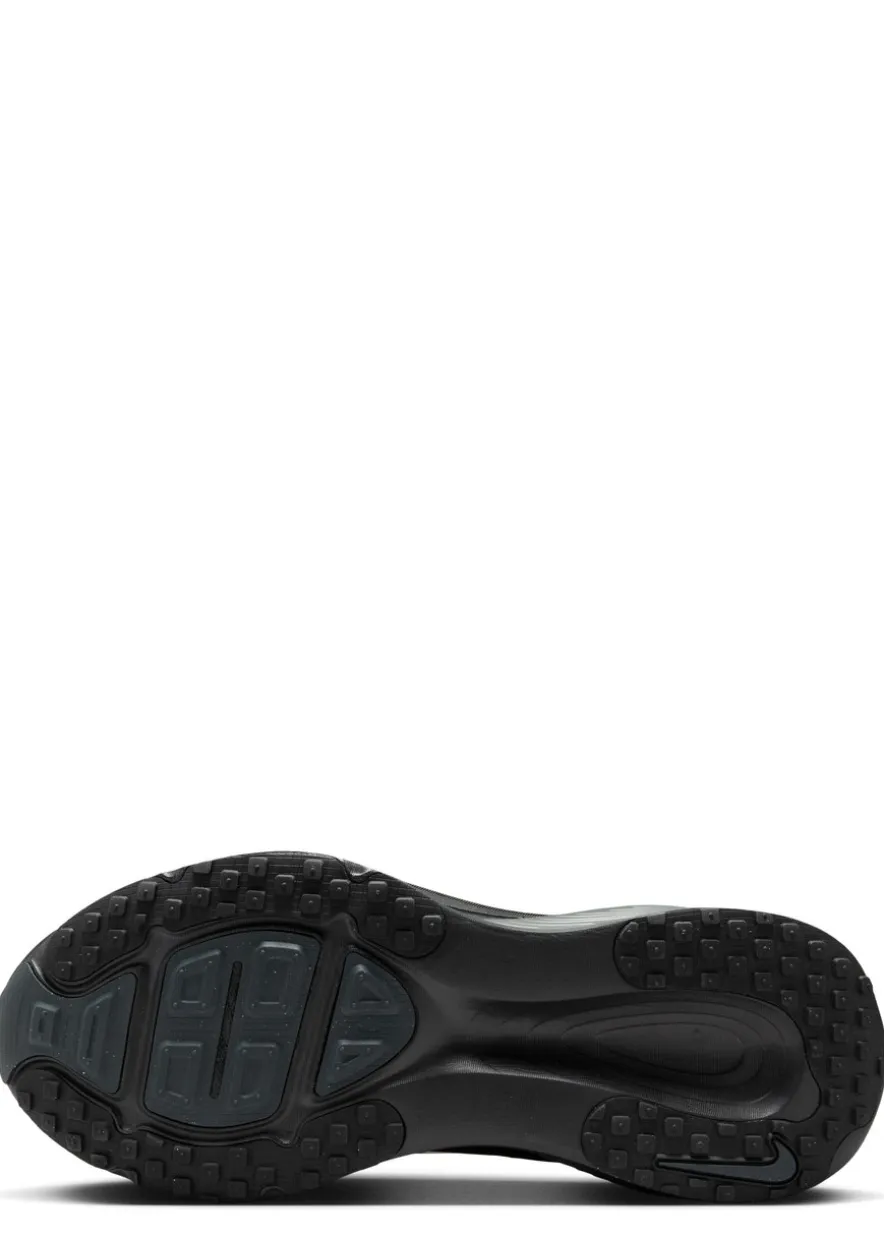 Vomero 18 sneakers