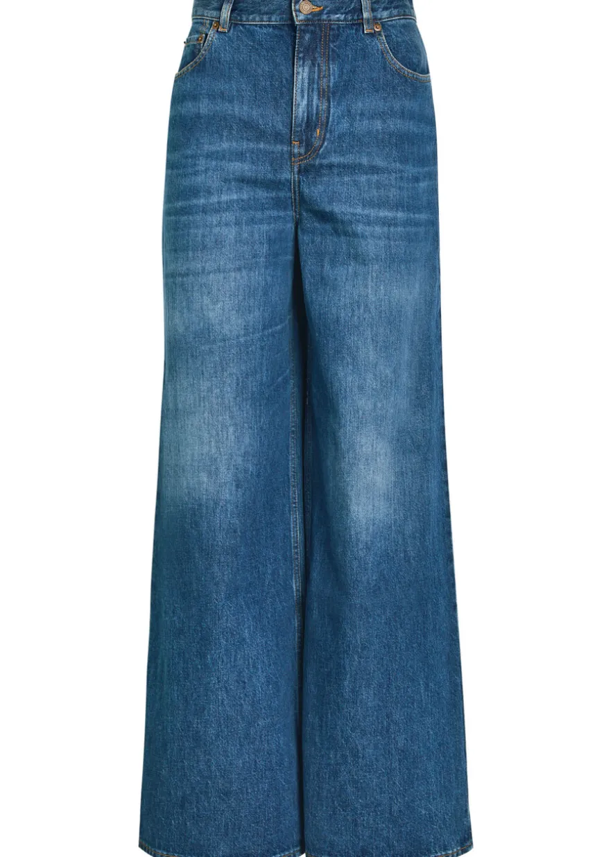 Wide-leg jeans