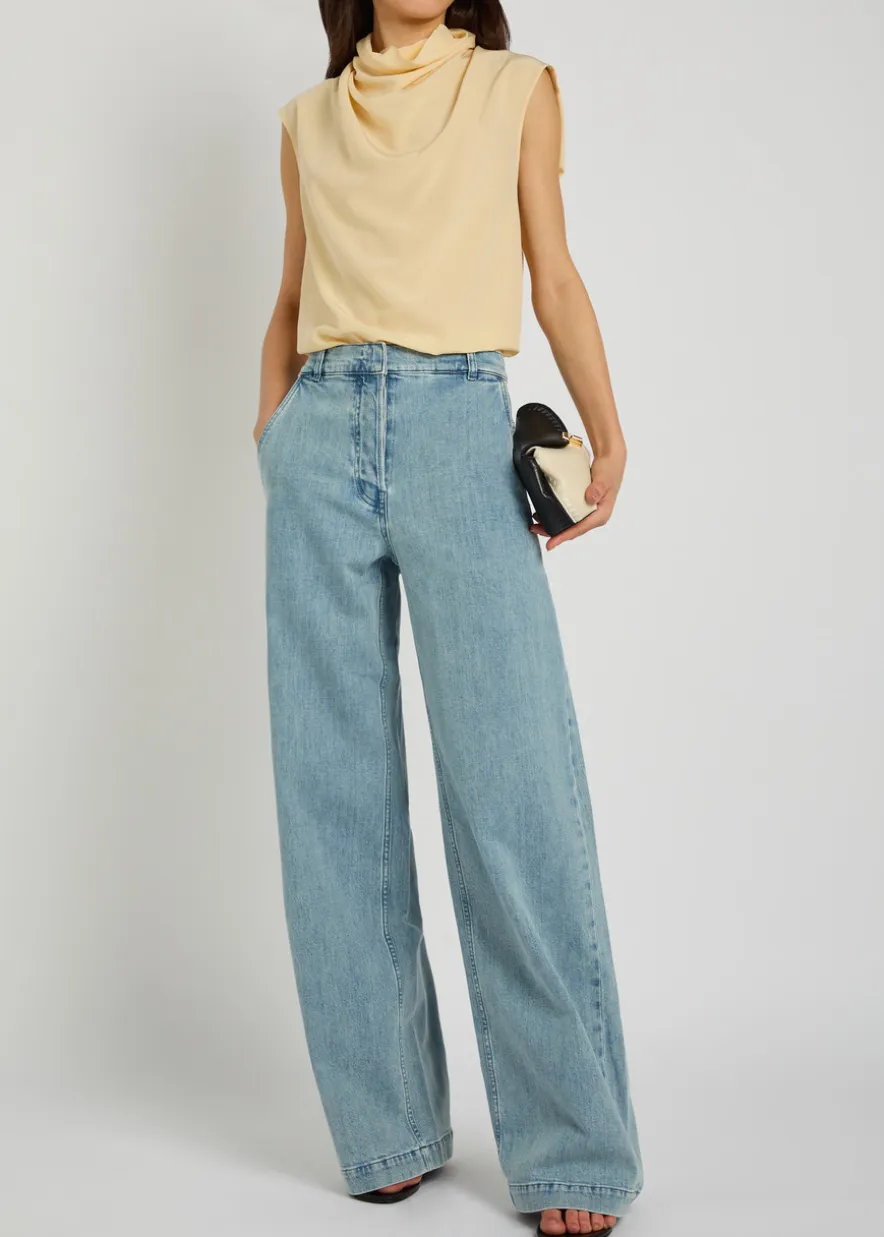 Wide-leg jeans